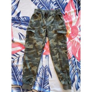 Small- Camo Joggers